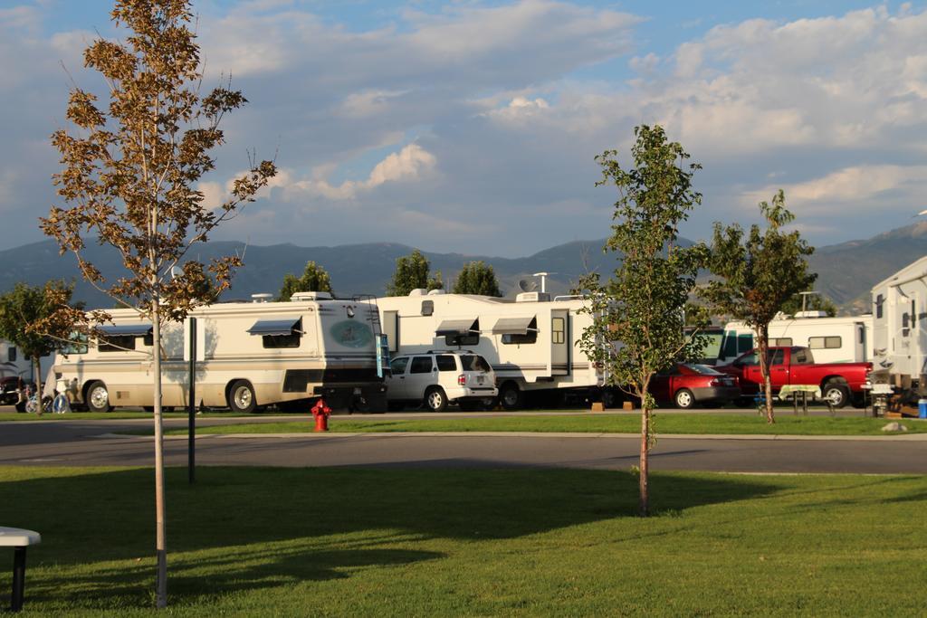 Pony Express Rv Resort North Salt Lake Room photo