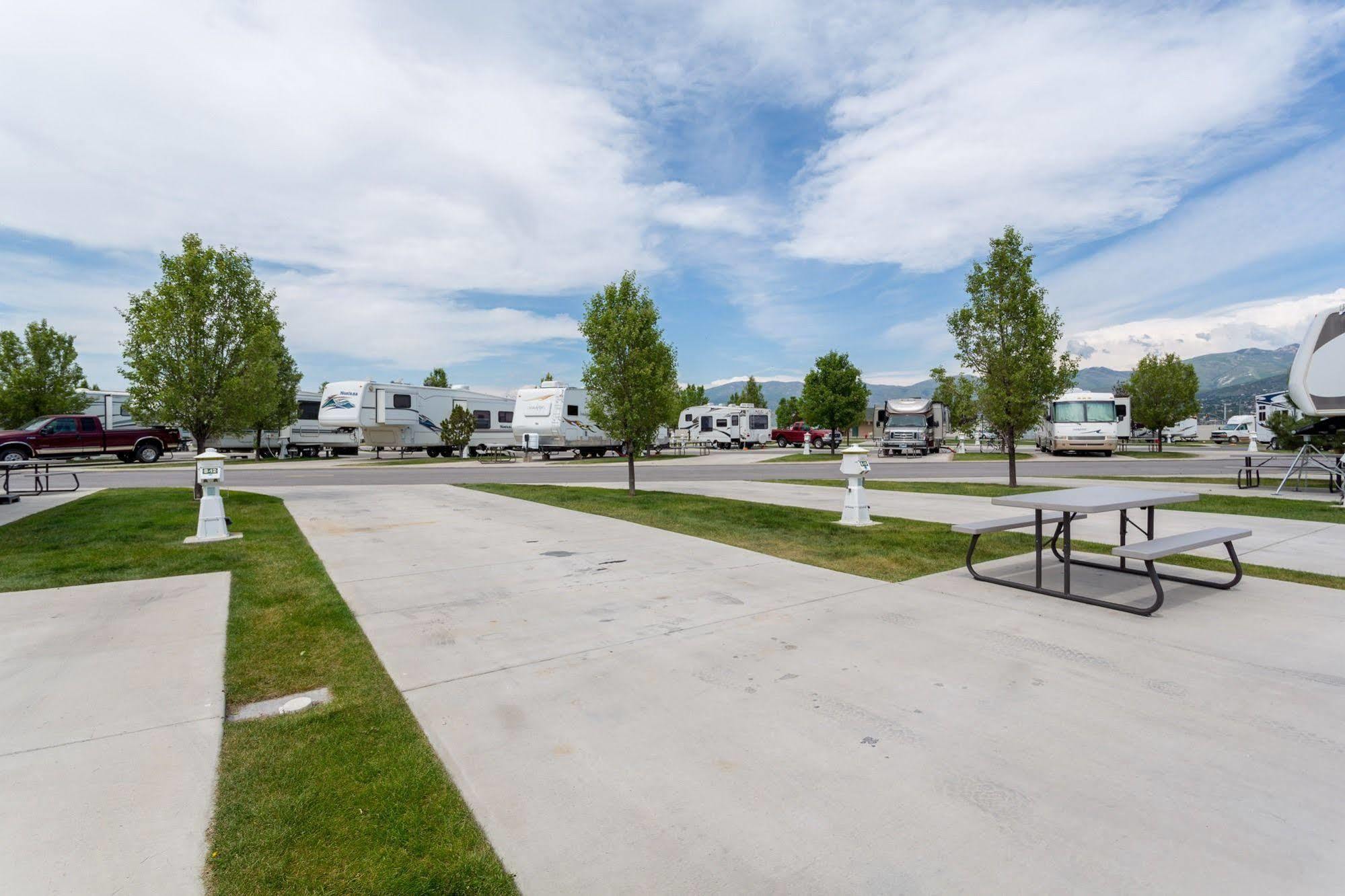 Pony Express Rv Resort North Salt Lake Exterior photo